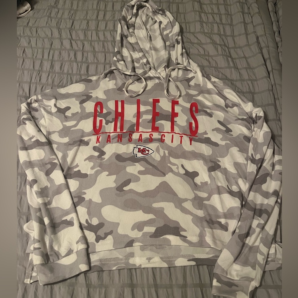 KC chiefs cropped hoodie